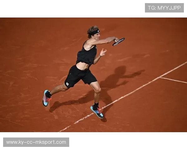 兹维列夫发球落点精准到极限