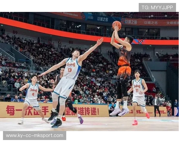 山东高速男篮外线三分火力全开,成为新赛季亮点 山东高速男篮外线三分火力全开,成为新赛季亮点